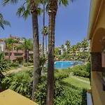 Lejlighed Cubo's Conde Rudi Pool&parking *