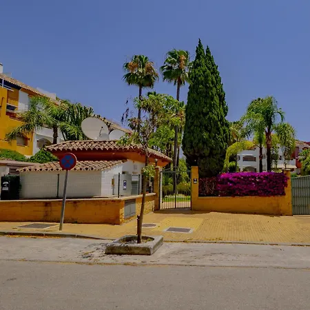 Apartment Cubo's Conde Rudi Pool&parking Marbella